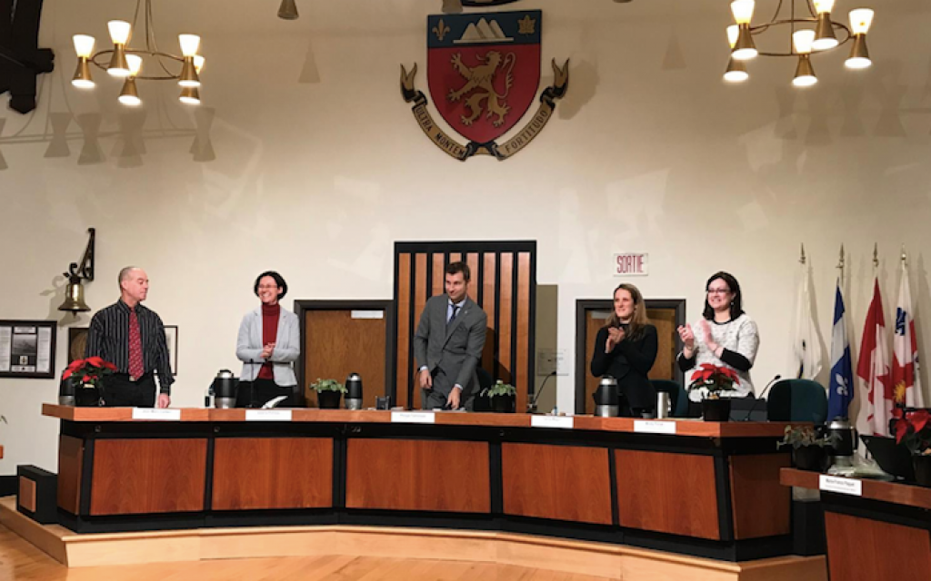 Mindy Pollak, right, at an Outremont council meeting. (Courtesy)