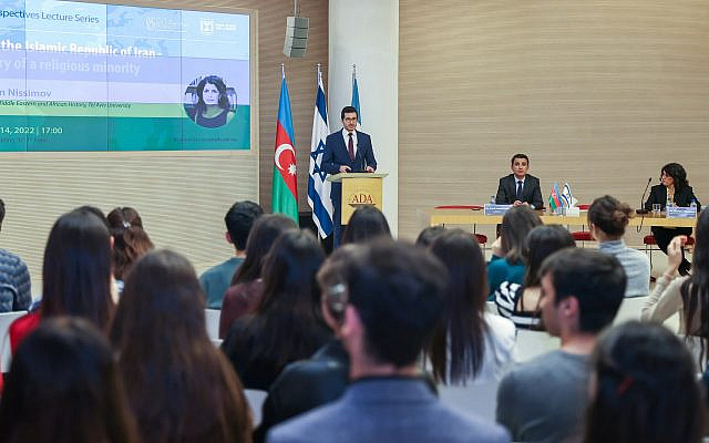 Israeli Ambassador George Deek speaks at ADA University in Baku Dec. 2022. (Photo courtesy of Israeli Embassy in Baku)