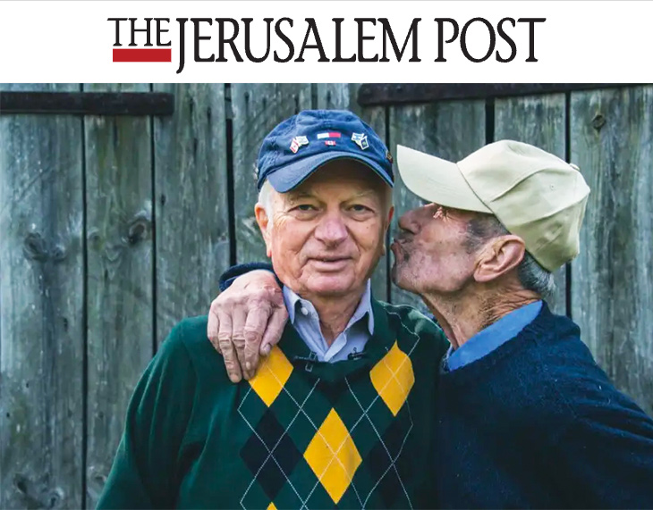 Sigmund Krinski kissing Sidney Zoltak (Jerusalem Post header)